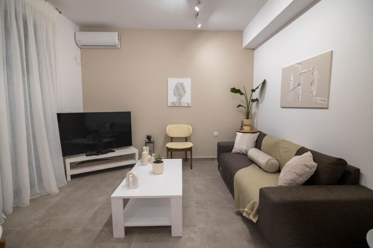 Maison Poeme - Luxury Appartement Aiándion